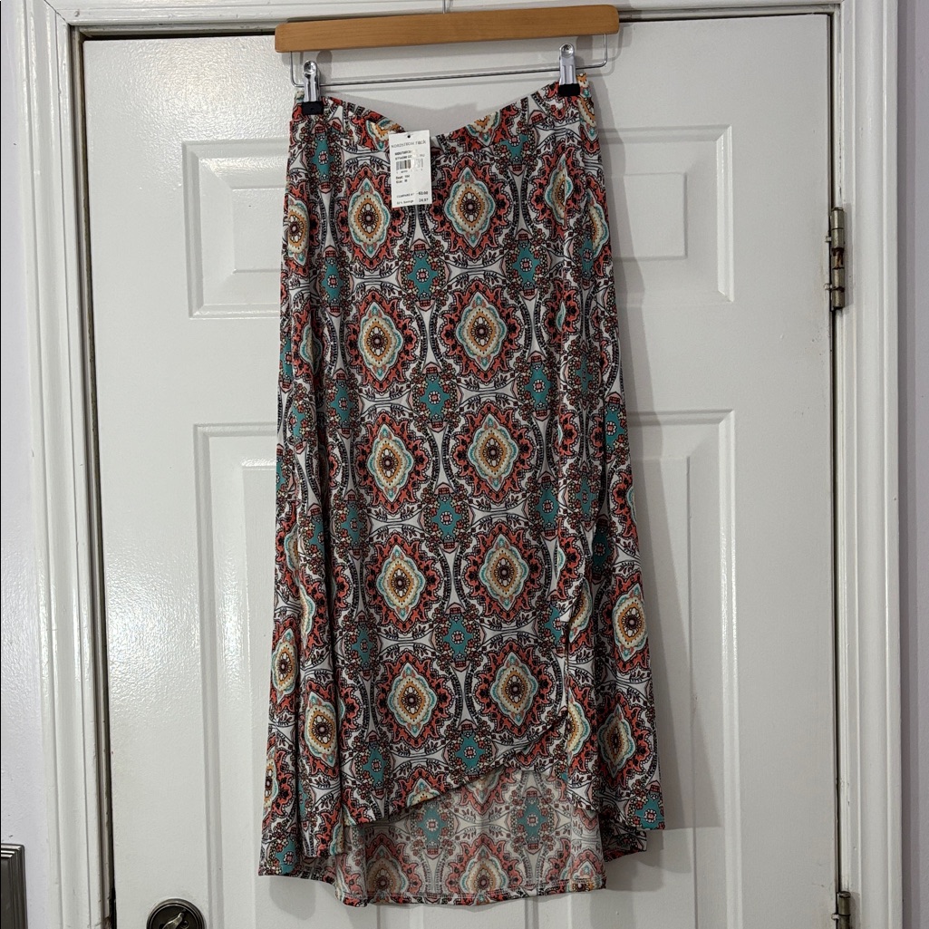 Bobeau Brand Maxi Skirt Size Medium Nwts